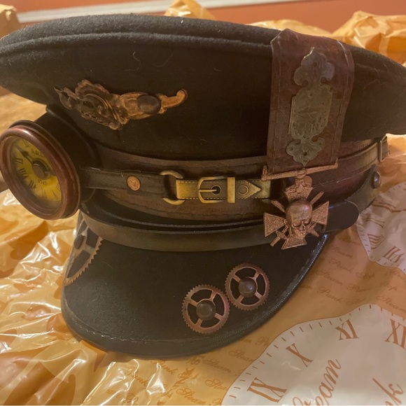Steampunk Cap. Halloween Cosplay - Picture 3 of 8